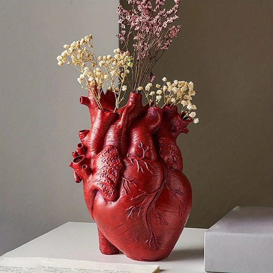 Kenzie Creative Heart-Shaped Resin Vase: A Symbol of Love and Elegance