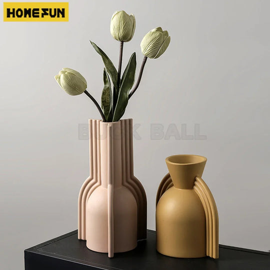 Arleth Nordic Style Ceramic Vase: A Modern Masterpiece