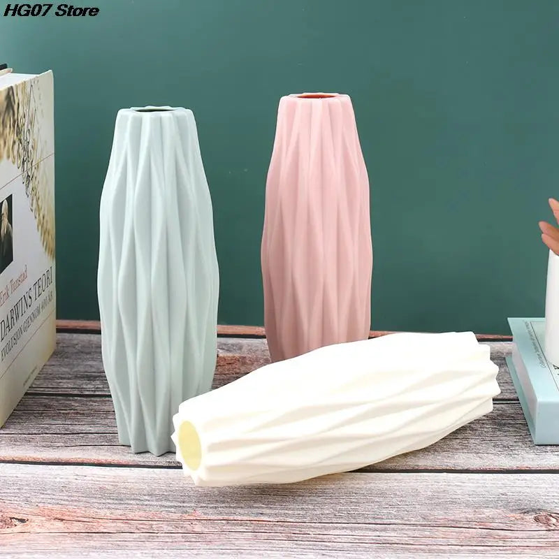 Janelle Modern Imitation Ceramic Flower Vase: Chic Home Accent