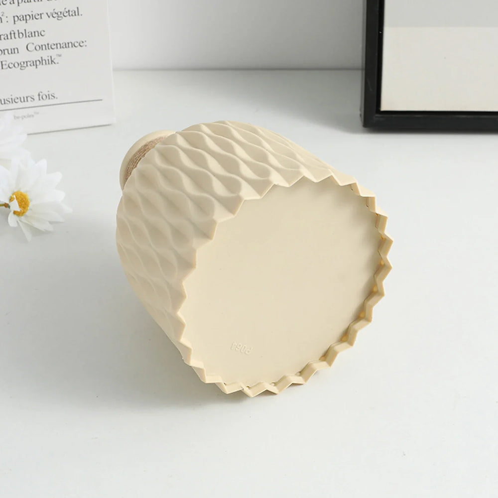 Aleah Modern Imitation Ceramic Flower Vase: Effortless Elegance