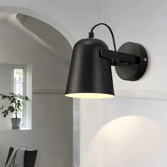 Ferrell | Wall Lamp