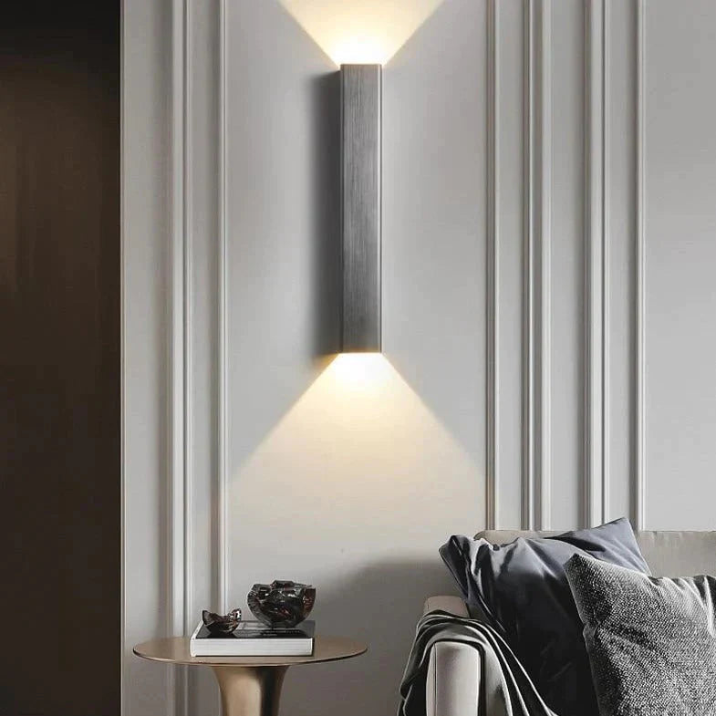 Haley | Wall Lamp