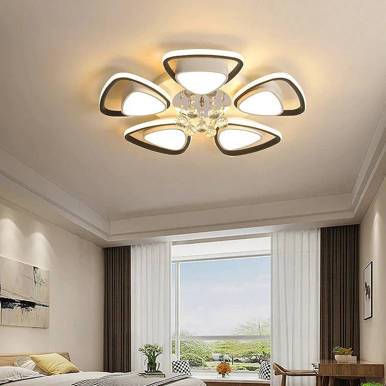 Modern Light Luxury High Grade Atmospheric Crystal Ceiling Lamp